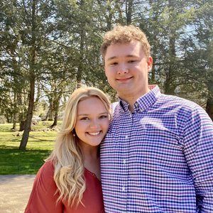 Meet your Posher, Chloe